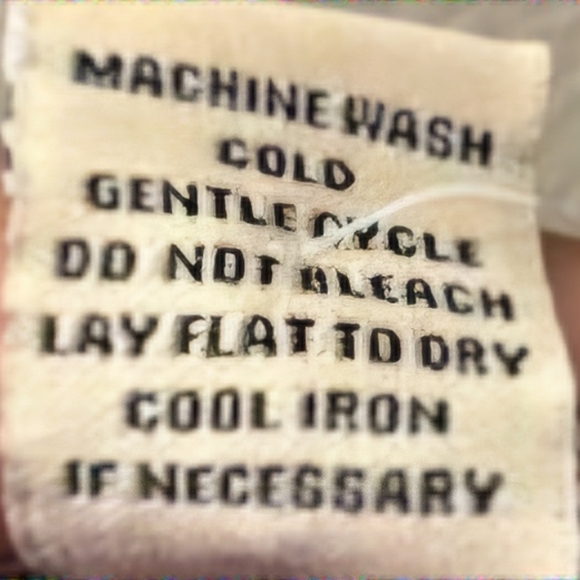 Diana Belle  Sleeveless Knotted Blouse - Picture 5 of 6